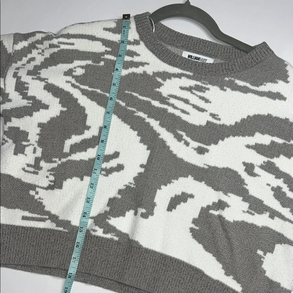 William Rast Gray and White Crew Neck Sweater - Picture 7 of 8